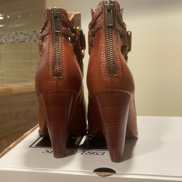 Frye Women's Heeled Boots in Rich Brown - Picture 5 of 16